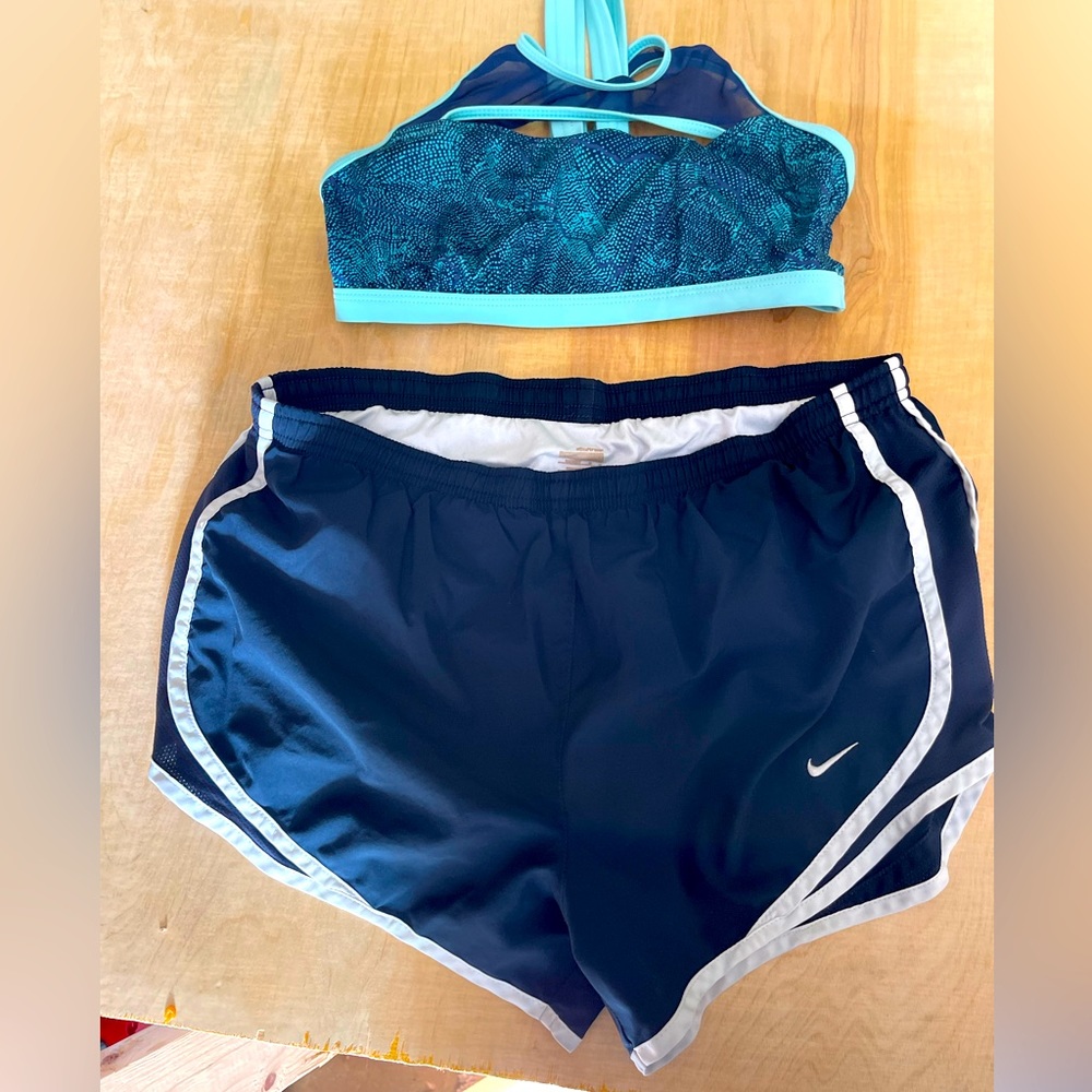 Zelle sports top bra and Nike running shorts